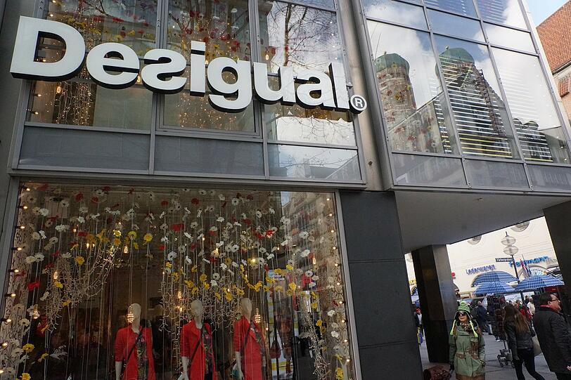 Neuzugang in der Innenstadt: In der Neuhauser Straße hat eine Filiale des spanischen Modelabels Desigual eröffnet - die Bilder.