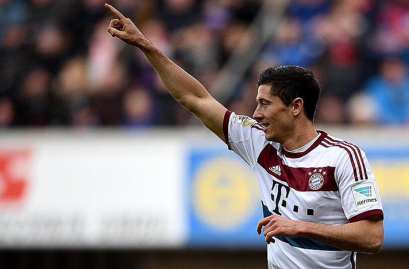 Erleichterung bei Robert Lewandowski: Er erzielte die Treffer zum 1:0 und zum 2:0 gegen Paderborn.