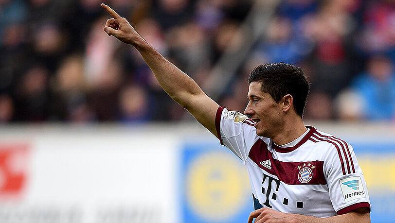 Erleichterung bei Robert Lewandowski: Er erzielte die Treffer zum 1:0 und zum 2:0 gegen Paderborn. Erleichterung bei Robert Lewandowski: Er erzielte die Treffer zum 1:0 und zum 2:0 gegen Paderborn.