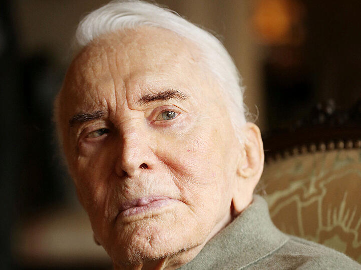 Kirk Douglas will sein Vermögen von 80 Millionen Dollar spenden