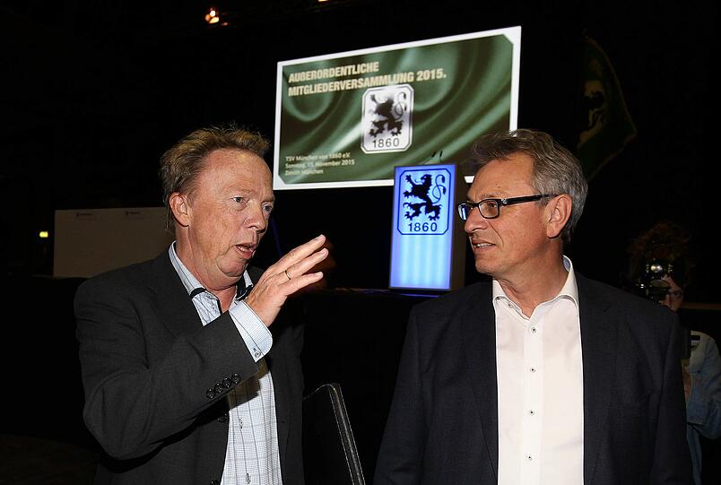 Die Bilder von der außerordentlichen Mitgliederversammlung des TSV 1860 im Zenith.