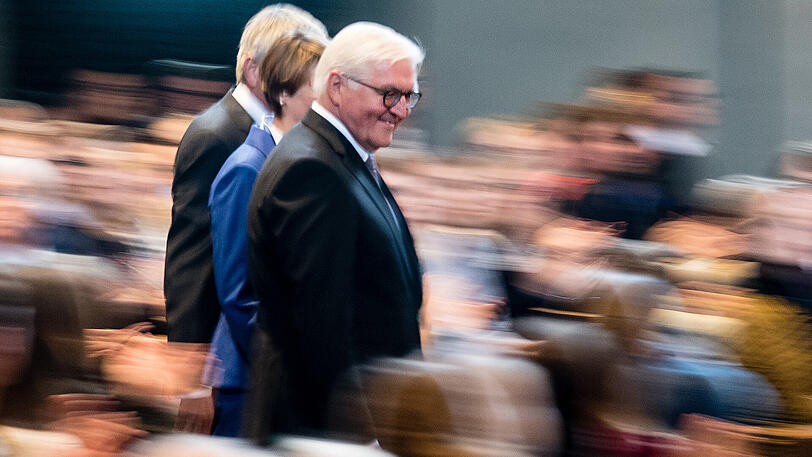 12:30 Uhr, große Aula LMU: Der frühere SPD-Außenminister kommt zu einer Podiumsdiskussion mit Studenten.
