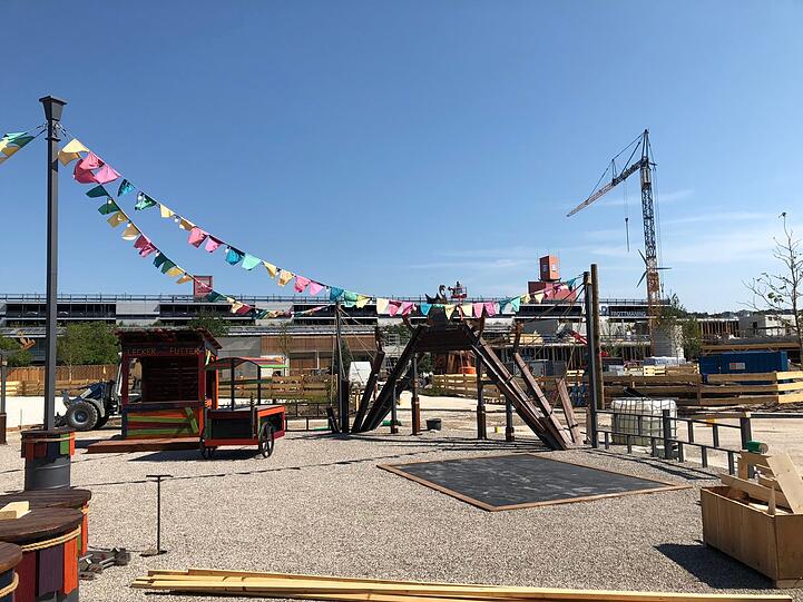 In der "Schmiede" erfahren Besucher ab Samstag alles rund um die Hufe der Pferde.