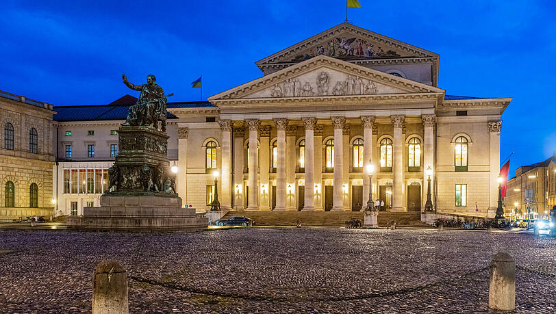 Die "Stein- und Asphaltwüste" ist nun Geschichte. Die "Stein- und Asphaltwüste" ist nun Geschichte.