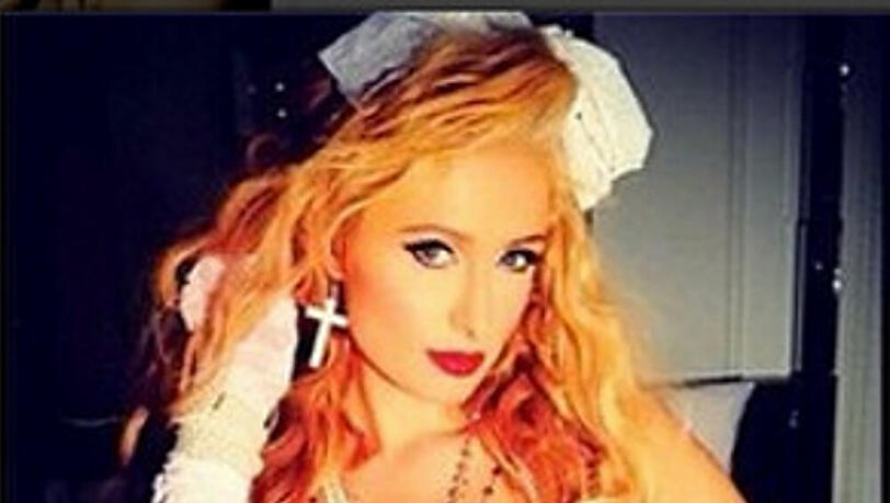 Paris Hilton verkleidet als Madonna Paris Hilton verkleidet als Madonna