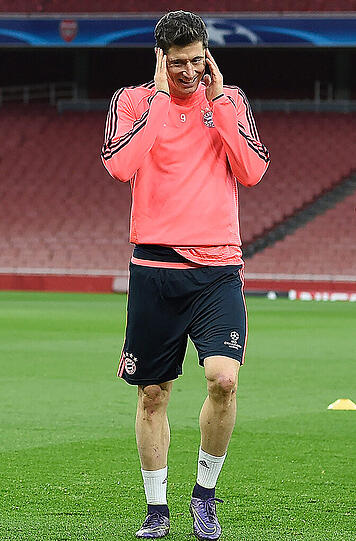 Die Bayern beim Abschlusstraining in London. Am Dienstag geht es im dritten Gruppenspiel der Champions League gegen den FC Arsenal. Klicken Sie sich durch die Bilder.