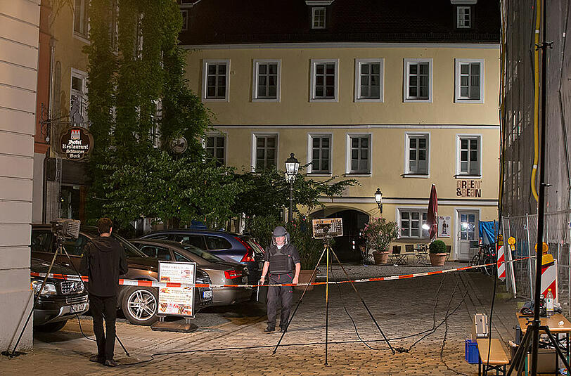 In Ansbach hat sich ein Bombenanschlag ereignet. Die ersten Bilder vom Tatort.