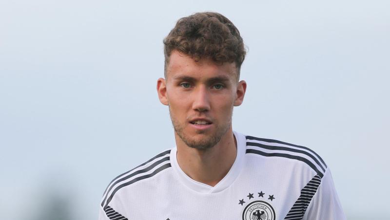 Luca Waldschmidt wurde zum ersten Mal für die deutsche Nationalmannschaft nominiert. Luca Waldschmidt wurde zum ersten Mal für die deutsche Nationalmannschaft nominiert.
