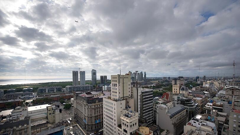 Blick über die Dächer von Buenos Aires: Tausende schwangere Russinnen reisen zur Entbindung nach Argentinien.