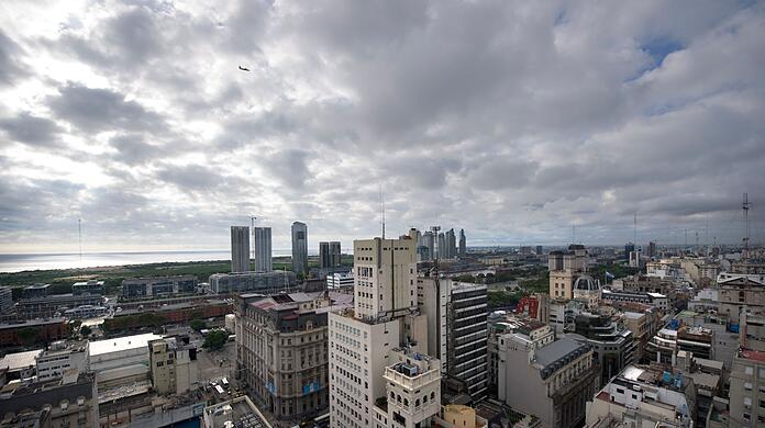 Blick über die Dächer von Buenos Aires: Tausende schwangere Russinnen reisen zur Entbindung nach Argentinien.
