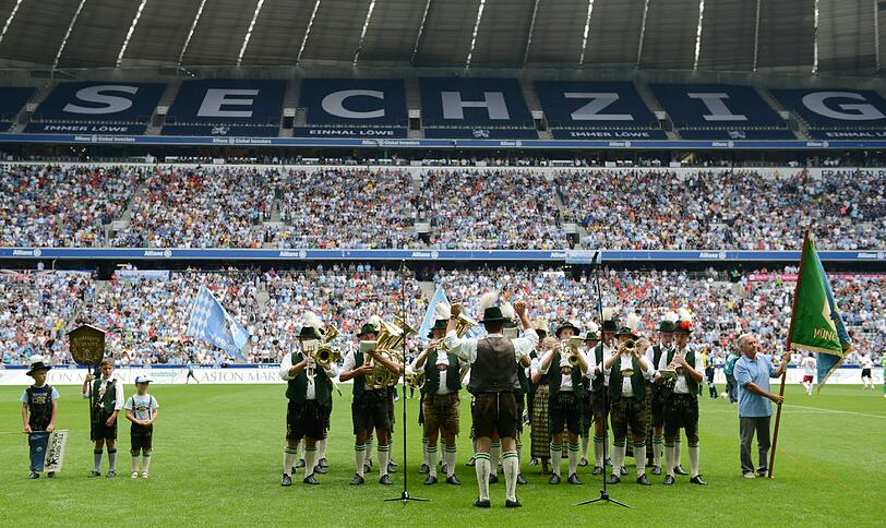Die schönsten Bilder vom Löwen-Sieg gegen Jahn Regensburg beim Auftaktspiel
