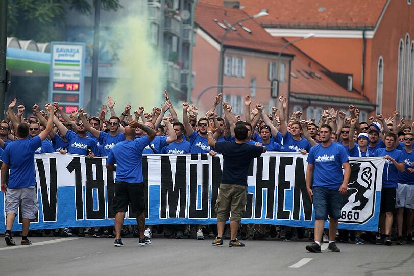 Die Löwen sind da! Die Bilder vor dem Amateurderby im Grünwalder Stadion.