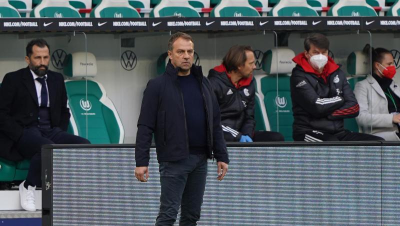 Bayerns Mittelfeldspieler Jamal Musiala feiert seinen zweiten Treffer im Spiel gegen Wolfsburg. Bayerns Mittelfeldspieler Jamal Musiala feiert seinen zweiten Treffer im Spiel gegen Wolfsburg.