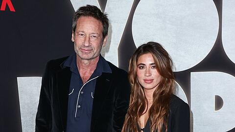David Duchovny und seine Partnerin Monique Pendleberry bei einer Filmpremiere in Los Angeles.