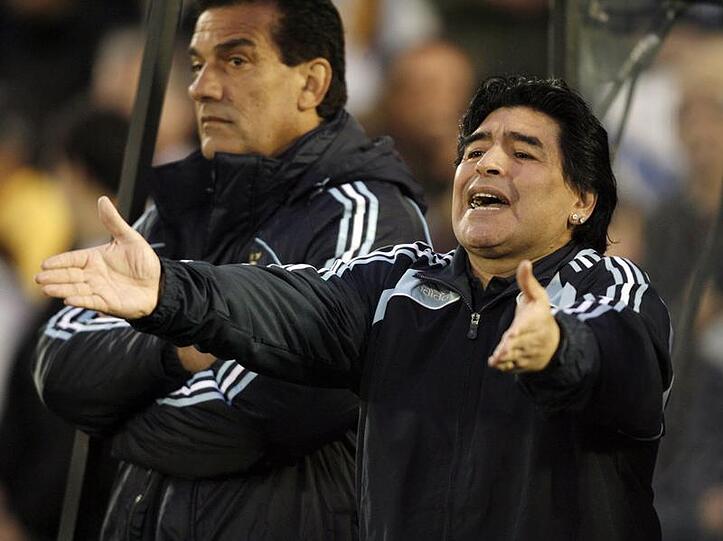 Immerhin bei der WM ist er dabei: Argentiniens Nationaltrainer Diego Maradona.