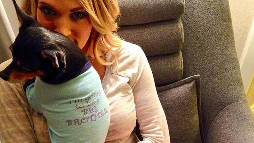 Carrie Underwood und Mike Fisher erwarten ein Baby Carrie Underwood und Mike Fisher erwarten ein Baby
