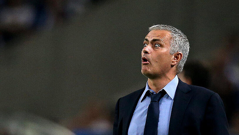 José Mourinho hat erneut mit dem FC Chelsea verloren. José Mourinho hat erneut mit dem FC Chelsea verloren.