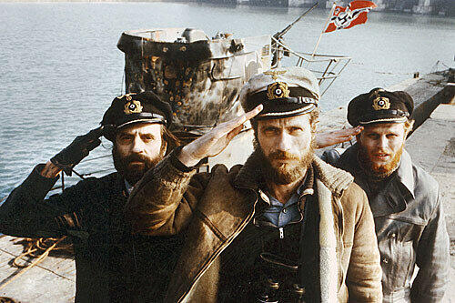 Drei Helden in einem Boot (v.l.): Ingenieur (Klaus Wennemann), Kommandeur (Jürgen Prochnow) und Kriegsberichterstatter Leutnant Werner (Herbert Grönemeyer).