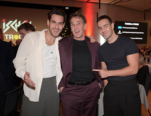 Mark Keller mit seinen Söhnen Joshua und Aaron Mark Keller mit seinen Söhnen Joshua und Aaron