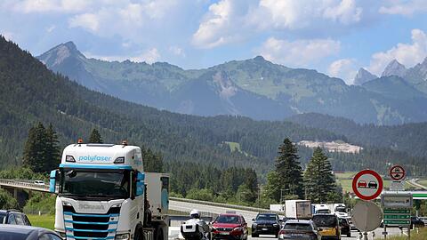 Auch am Fernpass klagen Anwohner &uuml;ber den Transitverkehr.