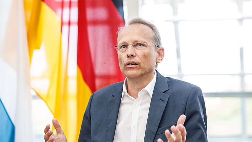 DGB-Landeschef Bernhard Stiedl fordert zum 1. Mai ein bayerisches Tariftreuegesetz. (Archivfoto)