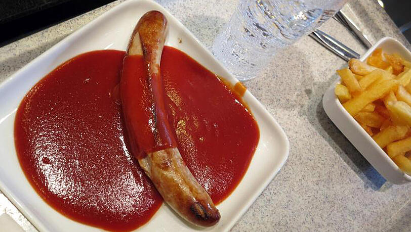 "Kommste vonne Schicht/wat schönret gibt et nich/als wie Currywurst" - Herbert Grönemeyer hat's gesungen, und Millionen Kantinenesser sind seiner Ansicht. "Kommste vonne Schicht/wat schönret gibt et nich/als wie Currywurst" - Herbert Grönemeyer hat's gesungen, und Millionen Kantinenesser sind seiner Ansicht.