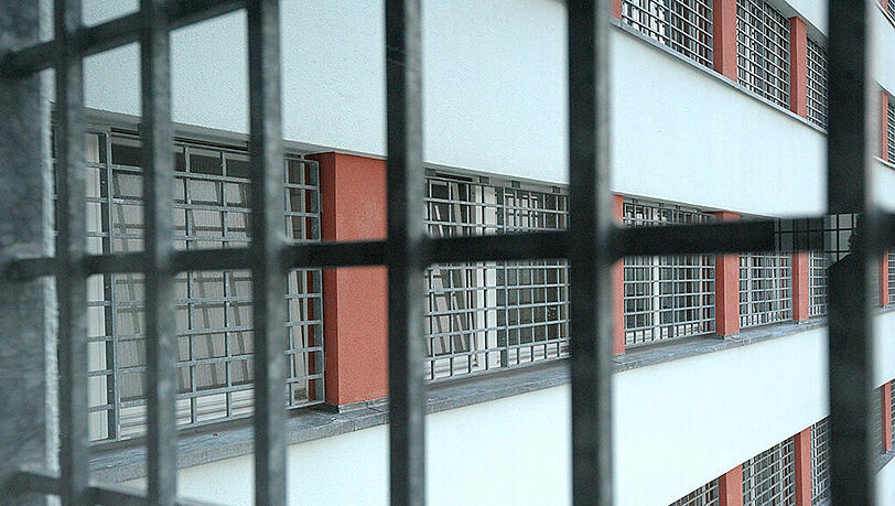 Die Frau saß mehrere Wochen im Frauengefängnis in Chemnitz. Foto: Peter Endig/Archiv Die Frau saß mehrere Wochen im Frauengefängnis in Chemnitz. Foto: Peter Endig/Archiv