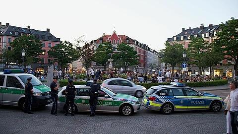 Am Gärtnerplatz und an anderen "Party-Hotspots" soll das Alkoholverbot gelten. Heute will die Stadt Details bekanntgeben.
