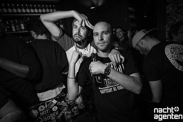 Die besten Party-Bilder vom Samstag. Hier im Crux.