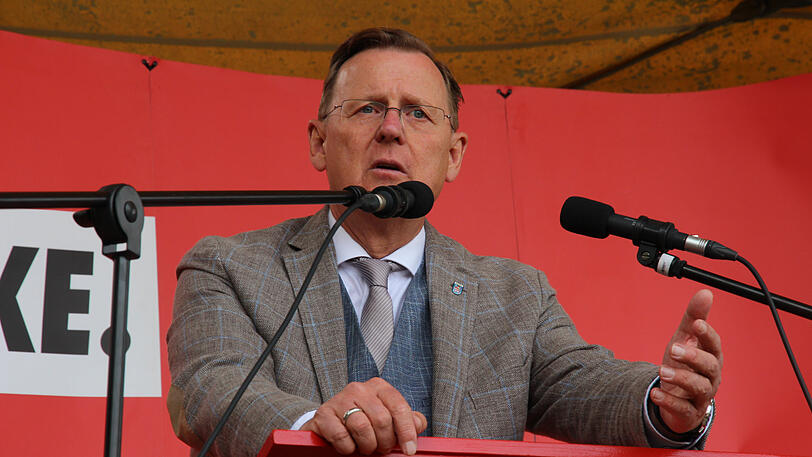 "Die Ostdeutschen haben allen Grund, stolz zu sein auf die friedliche Revolution und alles, was sie erreicht haben", sagt Thüringens Ministerpräsident Ramelow.