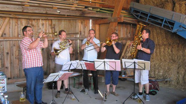 Das Ensemble "Windcraft" spielt in der Himmelfahrtskirche.