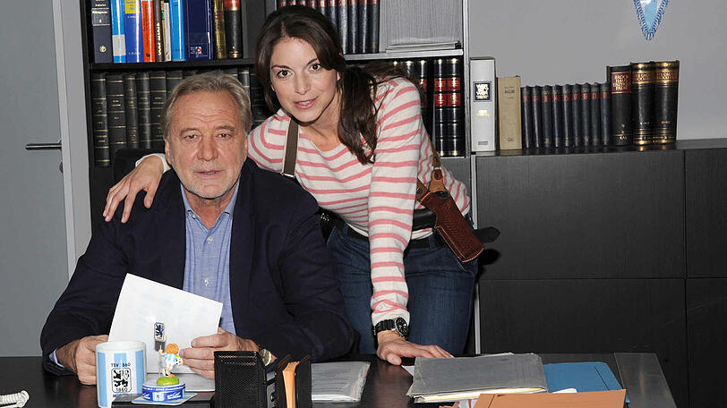 Die Schauspieler und "SOKO"-Ermittler Gerd Silberbauer (Arthur Bauer) und Bianca Hein (Katharina Hahn).