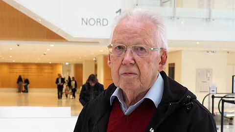 Hinterbliebene wie Bernd Gans, der bei dem Absturz seine Tochter verlor, empfinden &uuml;ber den Schuldspruch im Prozess Genugtuung. (Archivbild)