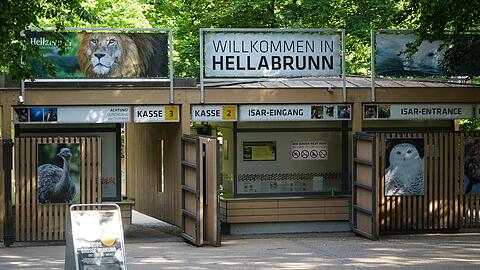 Der Eingang zum M&uuml;nchner Tierpark Hellabrunn am Ende der Thalkirchner Br&uuml;cke.