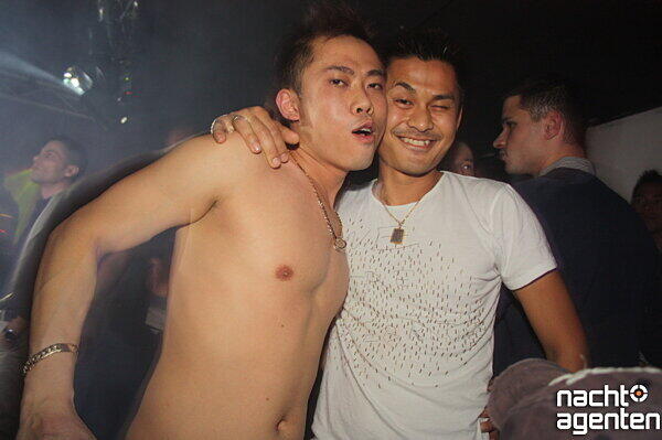 "6 Jahre NY.Club - Die große Geburtstagsparty" im NY.Club (Samstag, 15.10.11). Noch mehr Fotos gibt es hier www.nachtagenten.de.