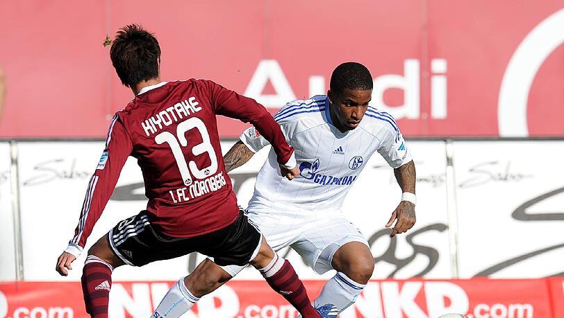 Hiroshi Kiyotake (l.) kann nach überstandenen Knieproblemen wie hier gegen Schalkes Farfan auch am Samstag gegen Leverkusen wieder voll angreifen. Hiroshi Kiyotake (l.) kann nach überstandenen Knieproblemen wie hier gegen Schalkes Farfan auch am Samstag gegen Leverkusen wieder voll angreifen.