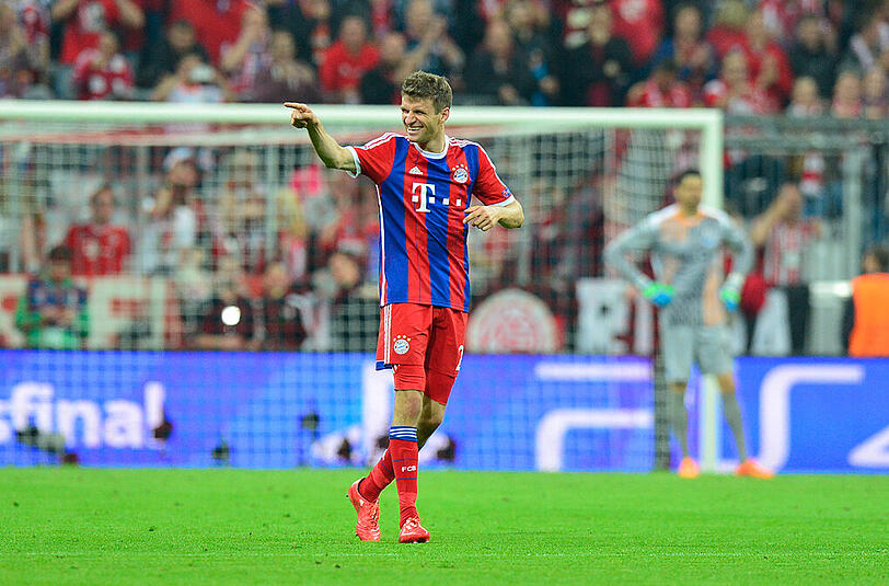 Thomas Müller jubelt über sein Tor zum 4:0 gehen den FC Porto. Es war sein Treffer Nummer 27 in der Königsklasse.