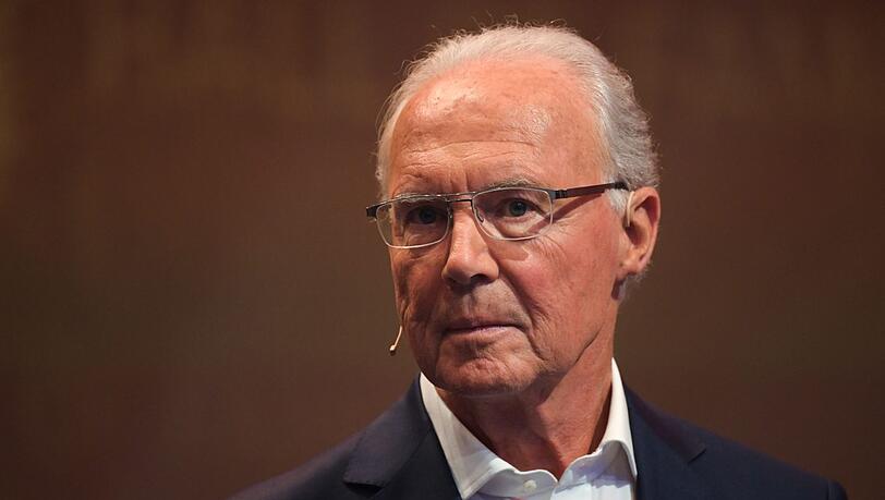 Franz Beckenbauer hat schon länger mit gesundheitlichen Problemen zu kämpfen. Franz Beckenbauer hat schon länger mit gesundheitlichen Problemen zu kämpfen.