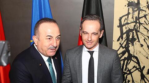 Der türkische Außenminister Mevlut Cavusoglu (l.) und sein deutscher Amtskollege Heiko Maas.