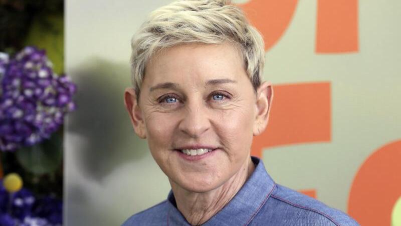 Ellen DeGeneres: "Es tut mir leid.". Ellen DeGeneres: "Es tut mir leid.".