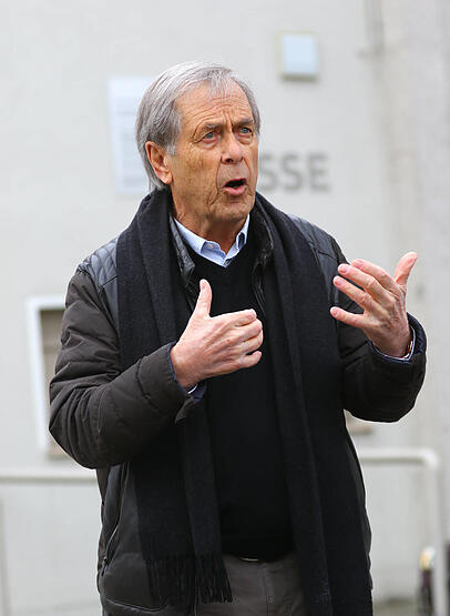 04.03.2021, Fredi Heiß nimmt Abschied von Peter Grosser im Grünwalder Stadion. 04.03.2021, Fredi Heiß nimmt Abschied von Peter Grosser im Grünwalder Stadion.