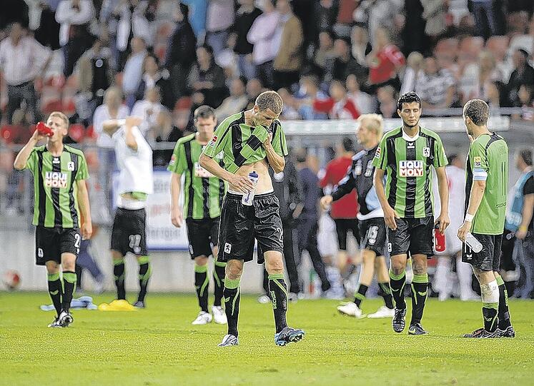 Nein, zufrieden waren (von li.), Kenny Cooper, Florin Lovin und Radhouene Felhi nicht mit ihrer Leistung in Ahlen.