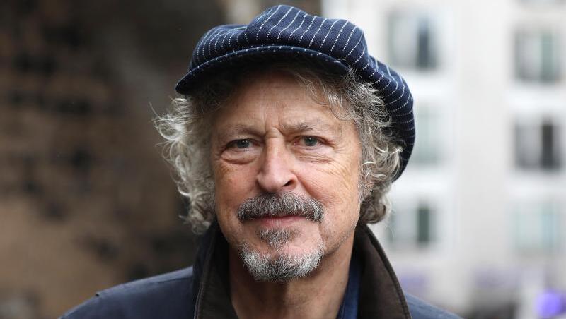 Wolfgang Niedecken bezieht Stellung. Wolfgang Niedecken bezieht Stellung.
