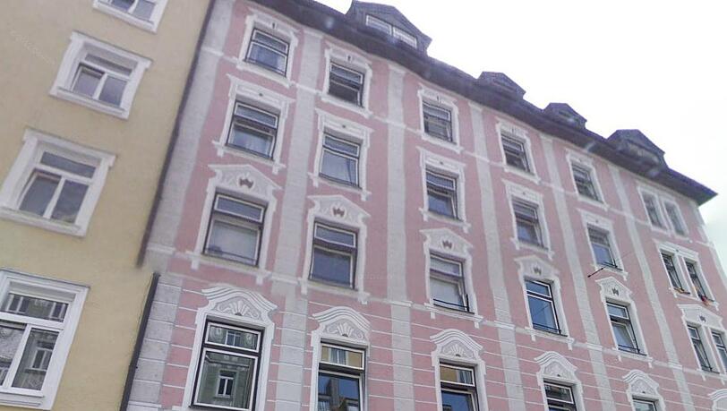 Eine Fassade in der Elsässer Straße. Eine Fassade in der Elsässer Straße.