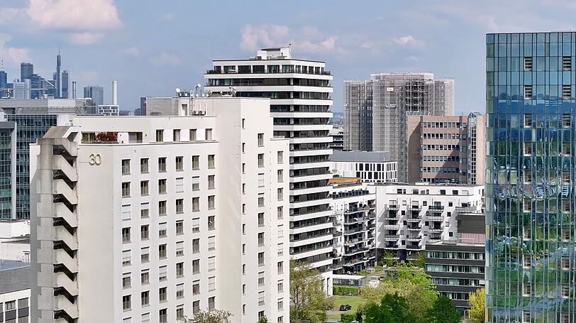 Beispiel Frankfurt-Niederrad: Früher war Frankfurt-Niederrad ein Büroviertel, heute beziehen Menschen hier auch Wohnungen. Beispiel Frankfurt-Niederrad: Früher war Frankfurt-Niederrad ein Büroviertel, heute beziehen Menschen hier auch Wohnungen.