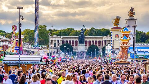 Viele Menschen, viel Alkohol und viele Regeln - damit ein Besuch auf dem Oktoberfest reibungslos verl&auml;uft, ist etwas Vorbereitung vonn&ouml;ten.