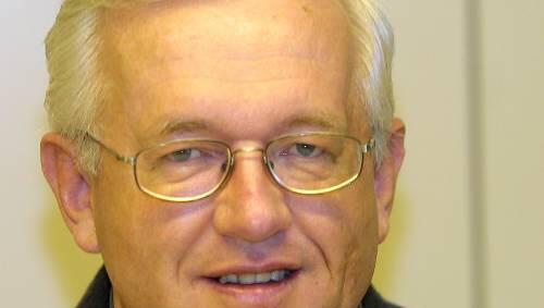 Karl Hermann Künneth gibt Seminare für Verhandlungstaktik. Karl Hermann Künneth gibt Seminare für Verhandlungstaktik.