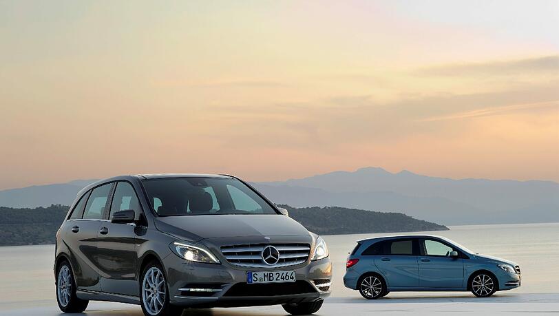 Generationswechsel in der Kompaktklasse von Mercedes: Ab November steht die brandneue B-Klasse bei den Händlern. Generationswechsel in der Kompaktklasse von Mercedes: Ab November steht die brandneue B-Klasse bei den Händlern.
