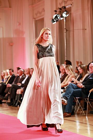 Der AZ-Modelcontest 2013 ist zu Ende. Die Siegerin heißt Marie Scherbinek &mdash; und die 17-Jährige kann ihr Glück immer noch nicht fassen. Wir zeigen die besten Bilder vom Finale in der Residenz.