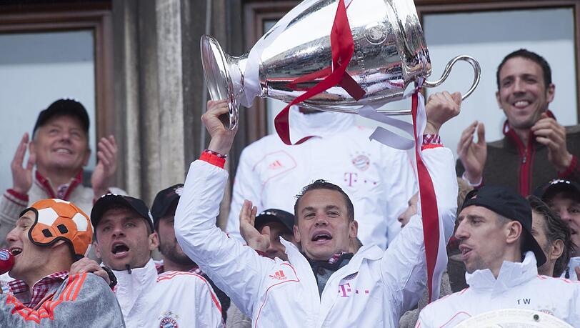 Neuer bei seinem ersten Champions-League-Triumph 2013. Neuer bei seinem ersten Champions-League-Triumph 2013.